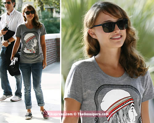 natalieportmanlido Natalie Portman casual a Venezia