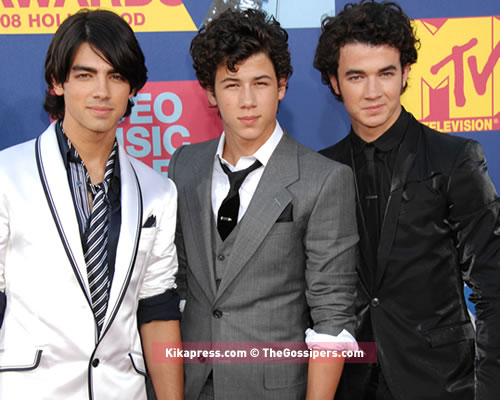 vmauomini6 VMAs 2008: gli ometti sul red carpet