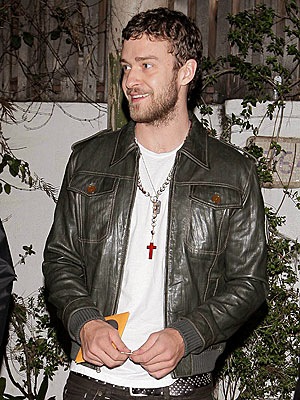 windowslivewriterjustintimberlakeforparfumsgivenchy c280justin timberlake white shirt leather 2 Indovina il bimbo biondo