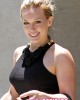 duff gucci6 80x100 FOTO GALLERY: Hilary Duff fa shopping da Gucci