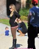 duff parco4 80x100 FOTO GALLERY: Hilary Duff al parco in dolce attesa