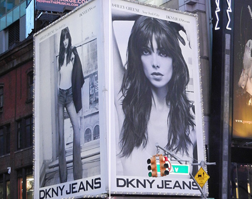 greene dkny Ashley Greene protagonista a Times Square