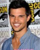 comic con taylor lautner 80x100 FOTO GALLERY: Kristen Stewart e gli altri al Comic Con