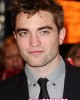 londra pattinson3 80x100 FOTO GALLERY: La premiere londinese di Breaking Dawn   Parte 2