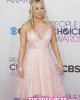 people choice kaley cuoco2 80x100 FOTO GALLERY: Il red carpet dei Peoples Choice Awards 2013