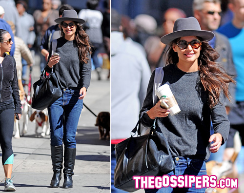 katie2 Katie Holmes raggiante a New York